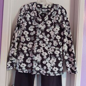 DENIM&CO WOMEN'S MEDIUM GREY FLORAL TOP AND SOLID GREY PANT SET